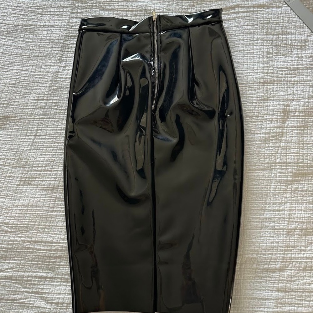 MESHKI‎ Black Patent Vinyl Midi Pencil Skirt Size Small - Picture 3 of 6